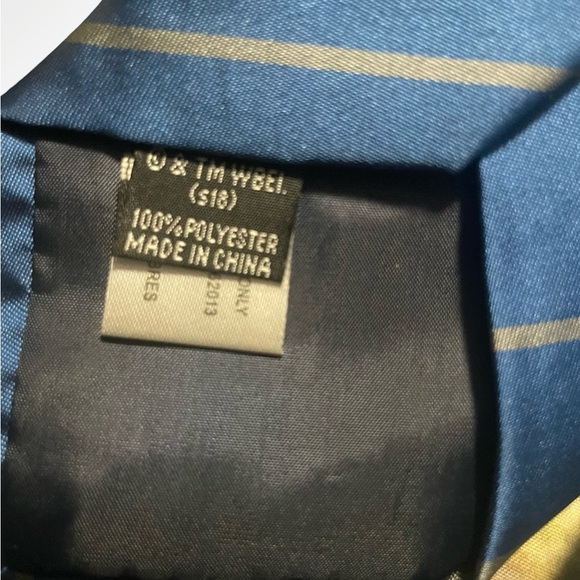 Harry Potter Ravenclaw Blue and Gray Striped Tie - Picture 2 of 2